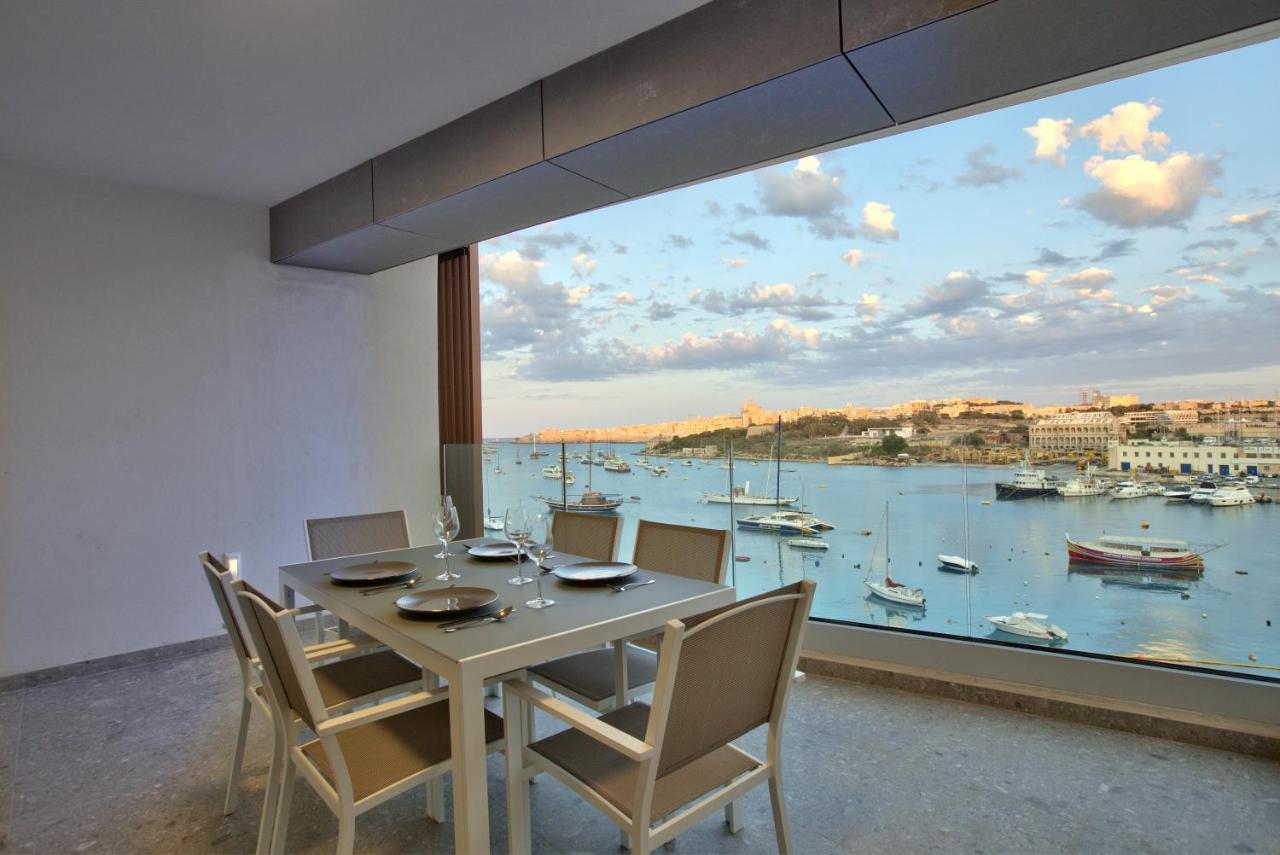 Sea Front Spacious Valletta Views Apartments Sliema Dış mekan fotoğraf